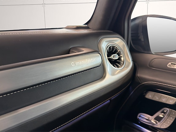 Mercedes-Benz G63 24 of 26