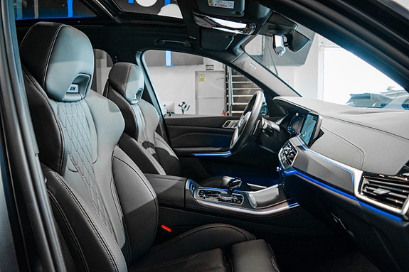 BMW X5 3 of 10