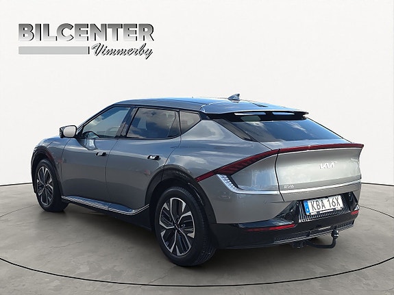 Kia EV6 4 of 21