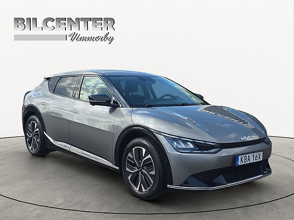Kia EV6 8 of 21