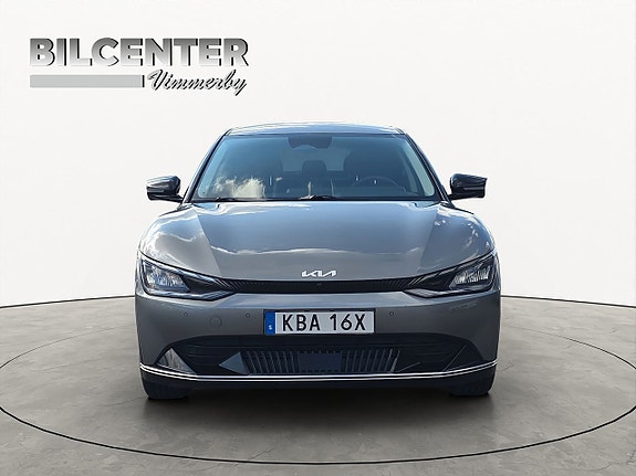 Kia EV6 9 of 21