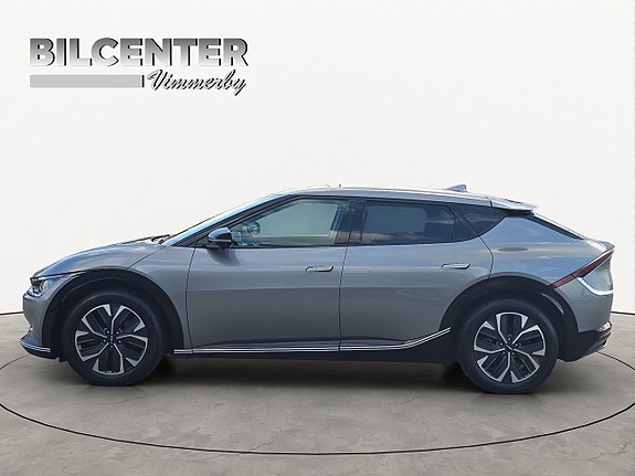 Kia EV6 3 of 21