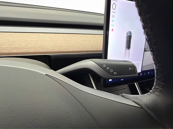 Tesla Model 3 17 of 30