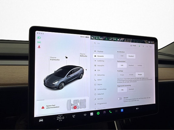 Tesla Model 3 24 of 30