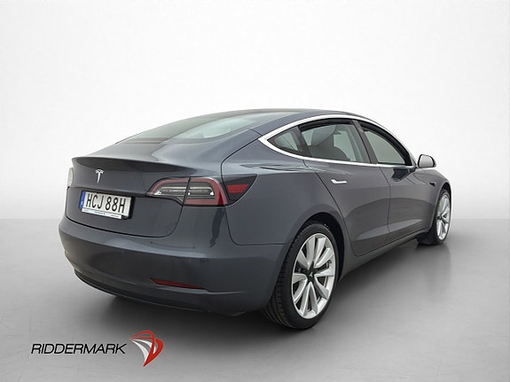 Tesla Model 3 9 of 30