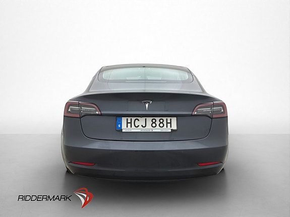 Tesla Model 3 8 of 30