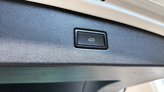 Volkswagen Tiguan 14 of 20