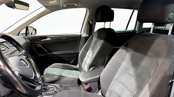 Volkswagen Tiguan 8 of 20