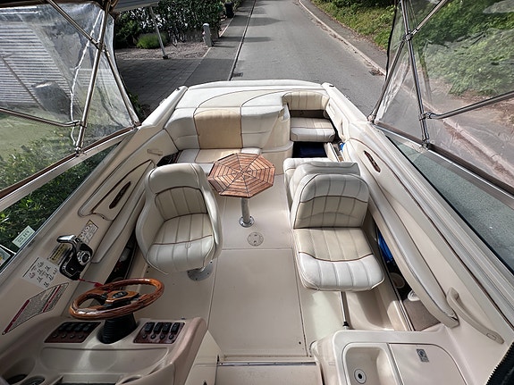 Sea Ray 200 Overnighter Signature Selection 8 of 9