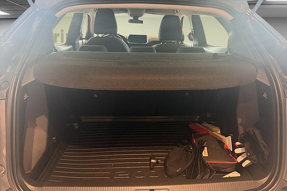 Peugeot 2008 14 of 17