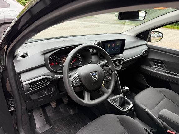 Dacia Sandero 8 of 20