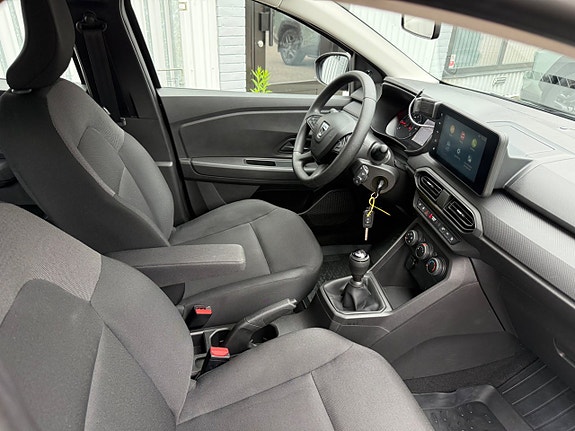 Dacia Sandero 5 of 20