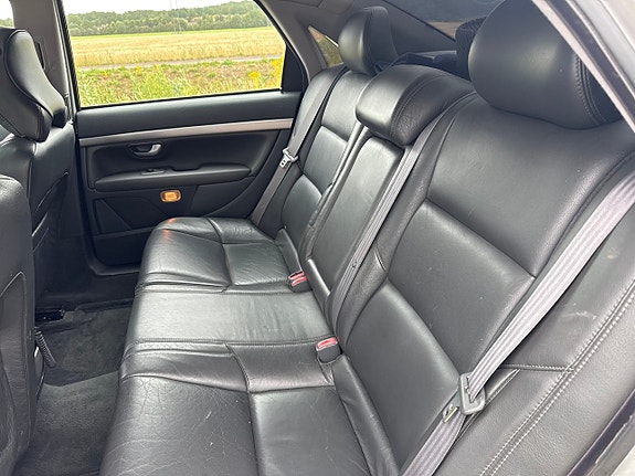 Volvo S80 9 of 30