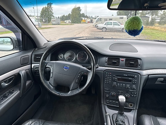 Volvo S80 8 of 30