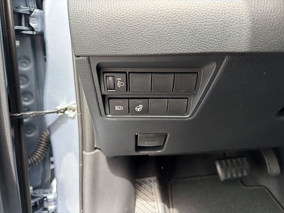 Toyota Yaris 14 of 25