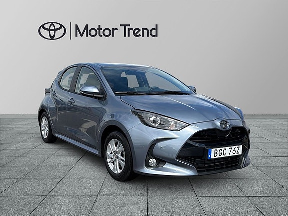 Toyota Yaris 7 of 25
