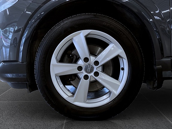 Audi Q2 17 of 17