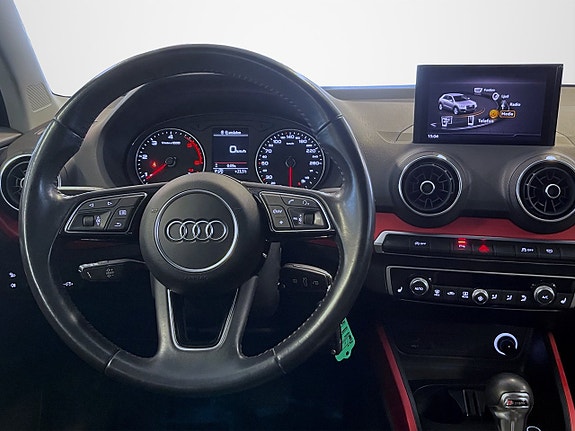 Audi Q2 8 of 17