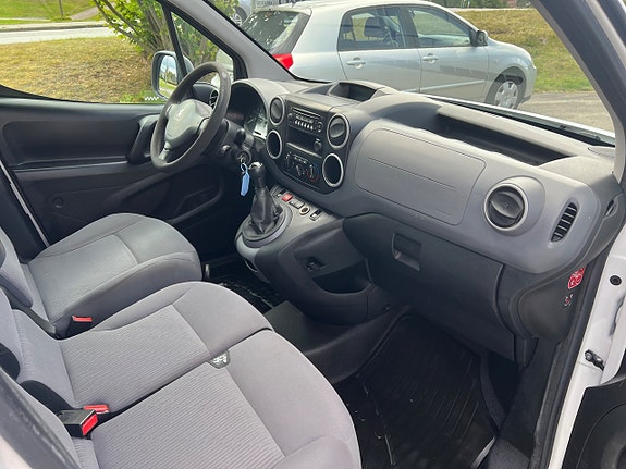 Peugeot Partner 5 of 7