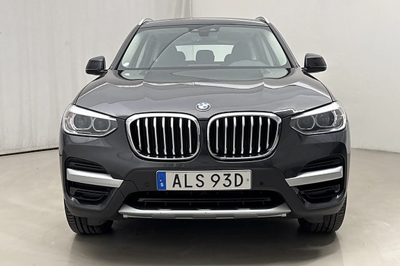 BMW X3 8 of 8