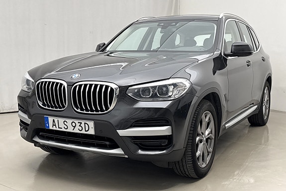 BMW X3 2 of 8