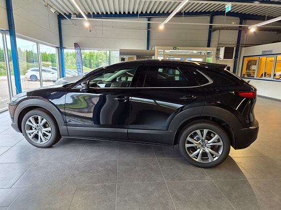 Mazda CX-30 2 of 15