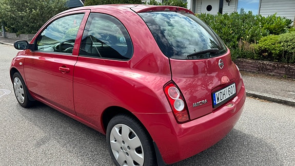 Nissan Micra 4 of 13