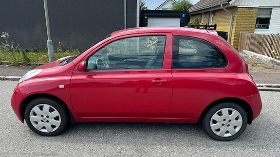 Nissan Micra 12 of 13