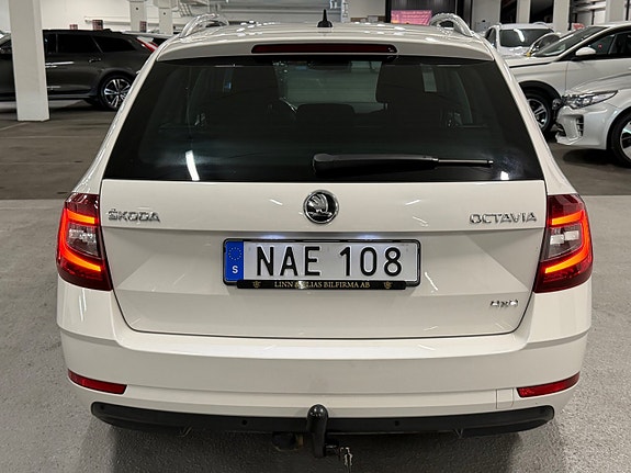 Skoda Octavia 5 of 16
