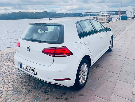 Volkswagen Golf VII 4 of 4