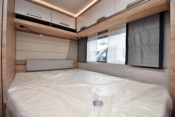Knaus 500 UF Südwind Black Selection, Dubbelbädd 14 of 25