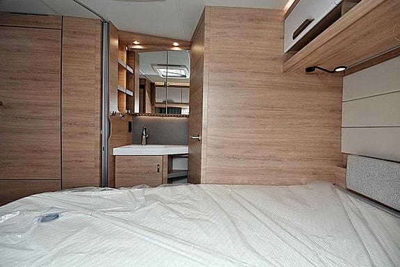 Knaus 500 UF Südwind Black Selection, Dubbelbädd 16 of 25