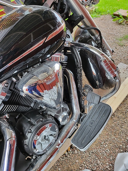 Yamaha XVS1300A Midnight Star 6 of 7