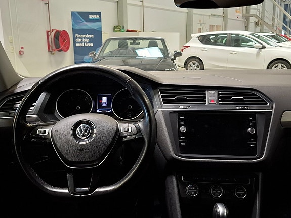 Volkswagen Tiguan Allspace 26 of 30