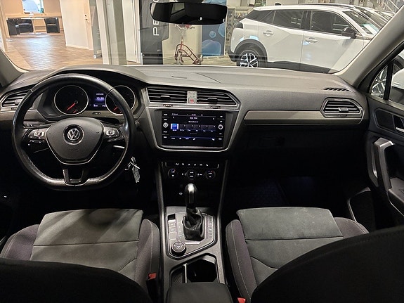 Volkswagen Tiguan Allspace 12 of 19