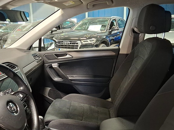 Volkswagen Tiguan Allspace 13 of 30