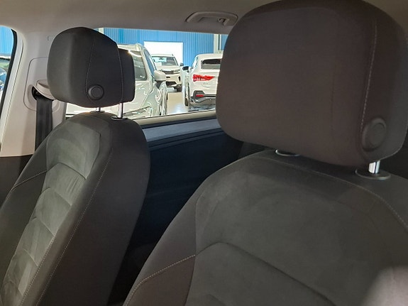 Volkswagen Tiguan Allspace 14 of 30