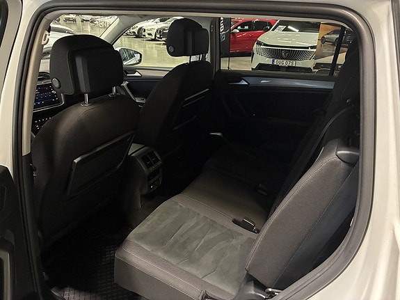 Volkswagen Tiguan Allspace 11 of 19