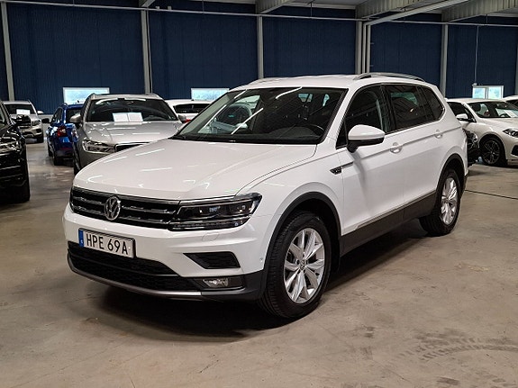 Volkswagen Tiguan Allspace 3 of 30