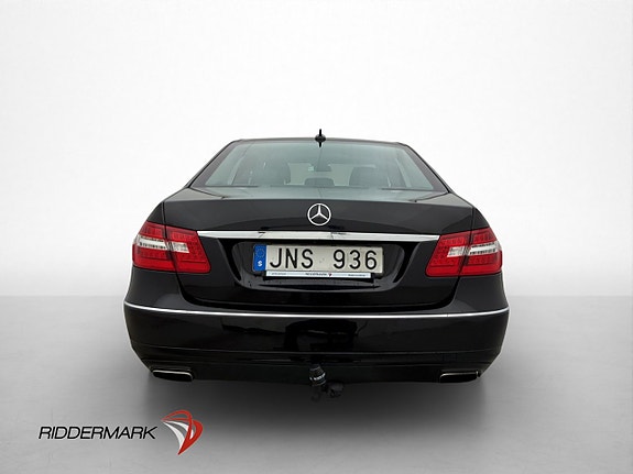Mercedes-Benz E220 6 of 29