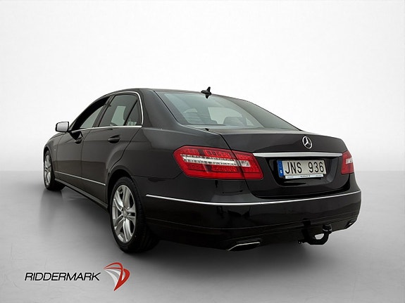 Mercedes-Benz E220 5 of 29