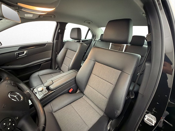 Mercedes-Benz E220 11 of 29