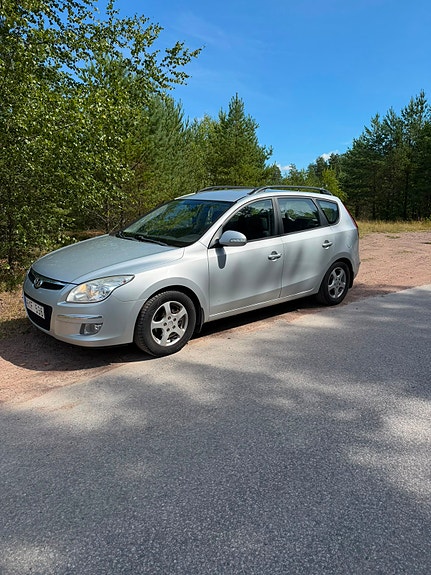 Hyundai i30 2 of 6