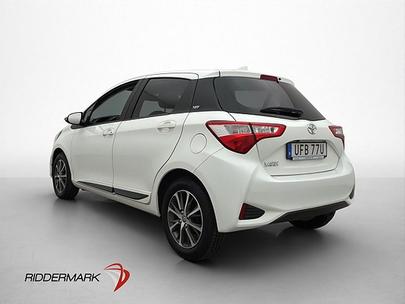 Toyota Yaris 5 of 30