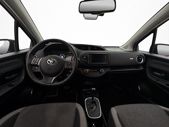 Toyota Yaris 23 of 30