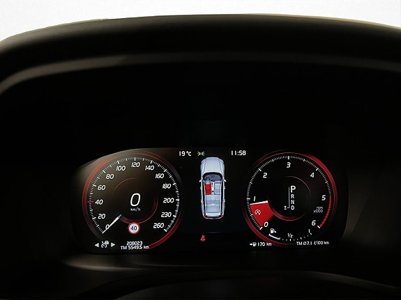Volvo V60 16 of 30