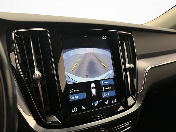 Volvo V60 19 of 30