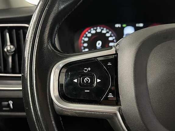 Volvo V60 15 of 30
