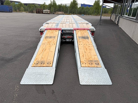 Plan maskinvagn Müller Mitteltal 38t ramper OMG Leverans 11 of 12