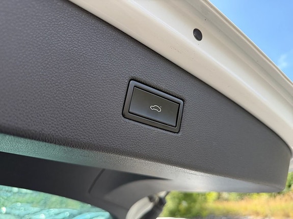 Volkswagen Tiguan 22 of 24
